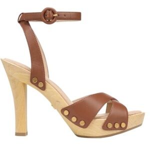 Veronica Beard LAmont Leather Stud Clog Heels Size 9.5M Hazelnut